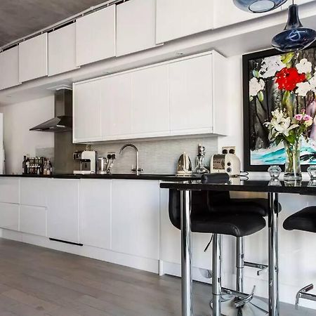 Canal-Side Apartment In Shoreditch Londyn Zewnętrze zdjęcie